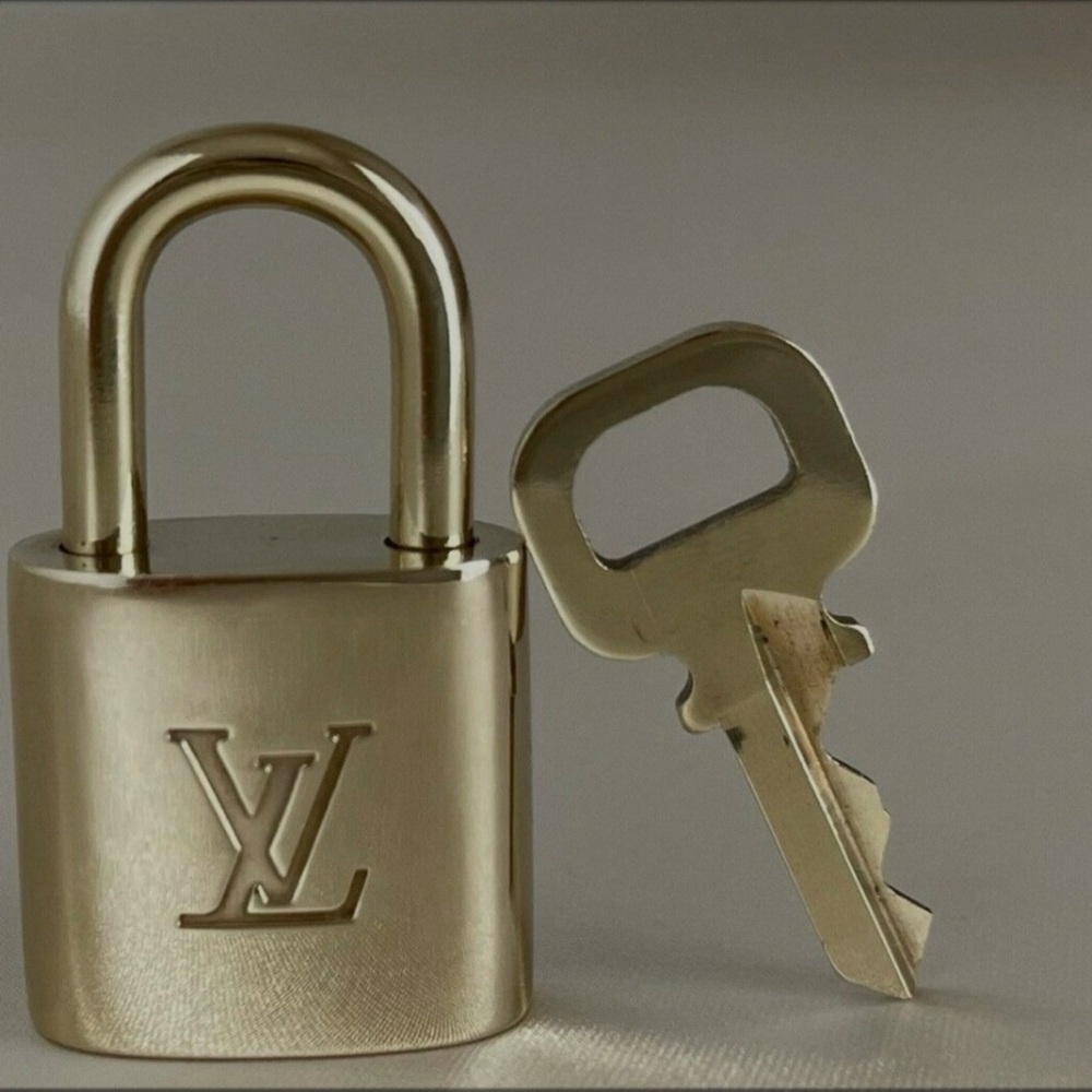 Louis Vuitton #331 Lock and Key 🔐 ✨